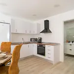 Otono Apartment *